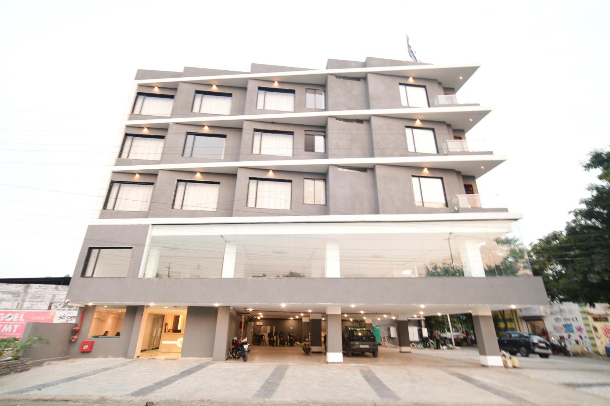 Aceotel Premier, Vijay Nagar 인도르 외부 사진